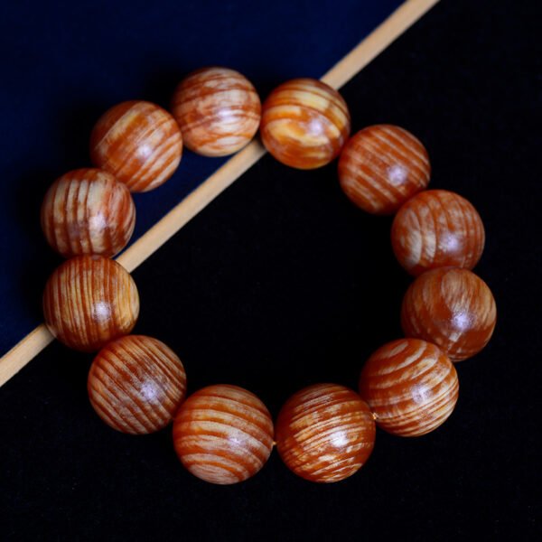 Emperor Blood Dragon Wood Shun Pattern High Oil Transparent Amber Wood Hand String Health Symbol - Image 3